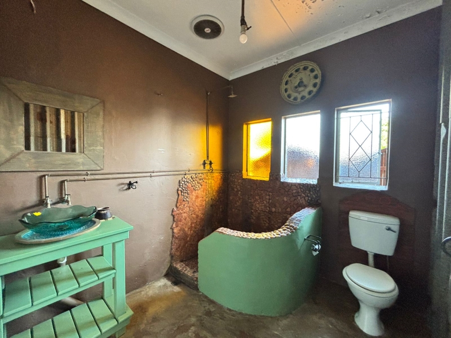 5 Bedroom Property for Sale in Parys Free State